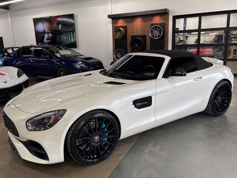 Used 2018 Mercedes-Benz AMG GT Roadster w/ Lane Tracking Package image 3