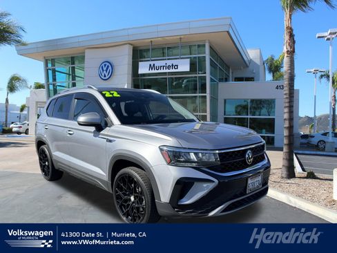 Used 2022 Volkswagen Taos SE w/ IQ.Drive SE Package image 1