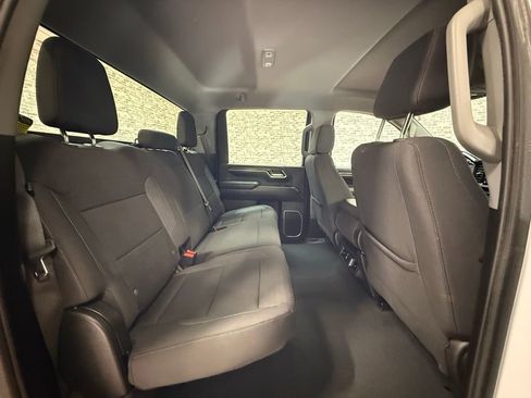 Used 2024 Chevrolet Silverado 2500 LT image 12