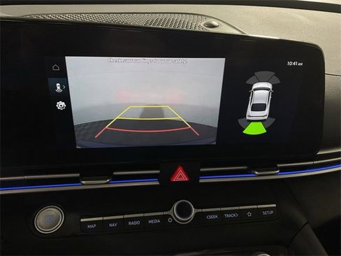 Used 2024 Hyundai Elantra Limited image 4