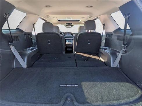 Used 2022 Hyundai Palisade SEL image 6