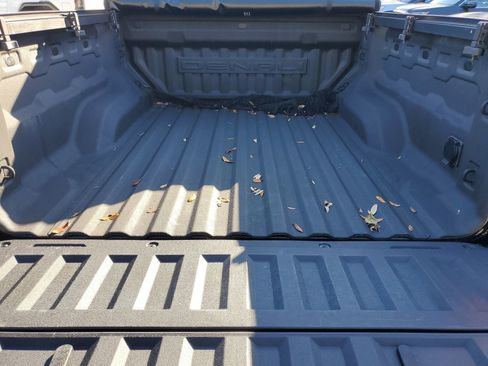 Used 2024 GMC Canyon Denali w/ LPO, Denali Black Edition image 7