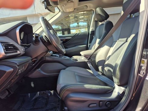 Used 2023 Subaru Outback Onyx Edition image 2