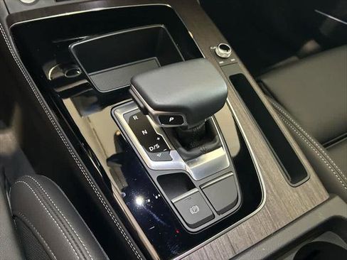 Certified 2025 Audi Q5 2.0T Premium Plus w/ Premium Plus Package image 15