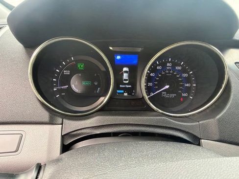 Used 2012 Hyundai Sonata Hybrid FWD image 15