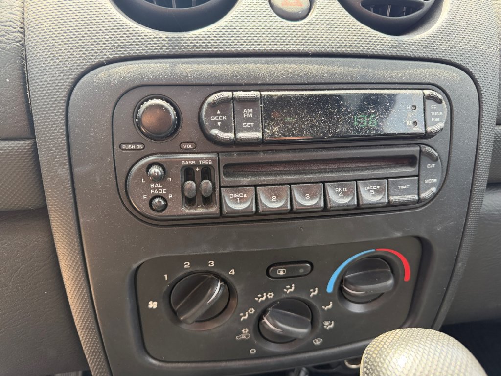 Used 2003 Jeep Liberty Sport AWD/4WD image 26