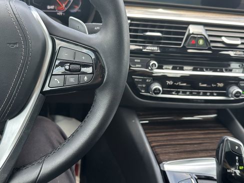 Certified 2023 BMW 530i xDrive w/ Premium Package AWD/4WD image 23