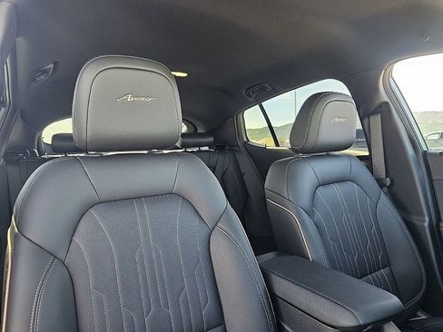 Used 2026 Buick Envista Avenir image 21