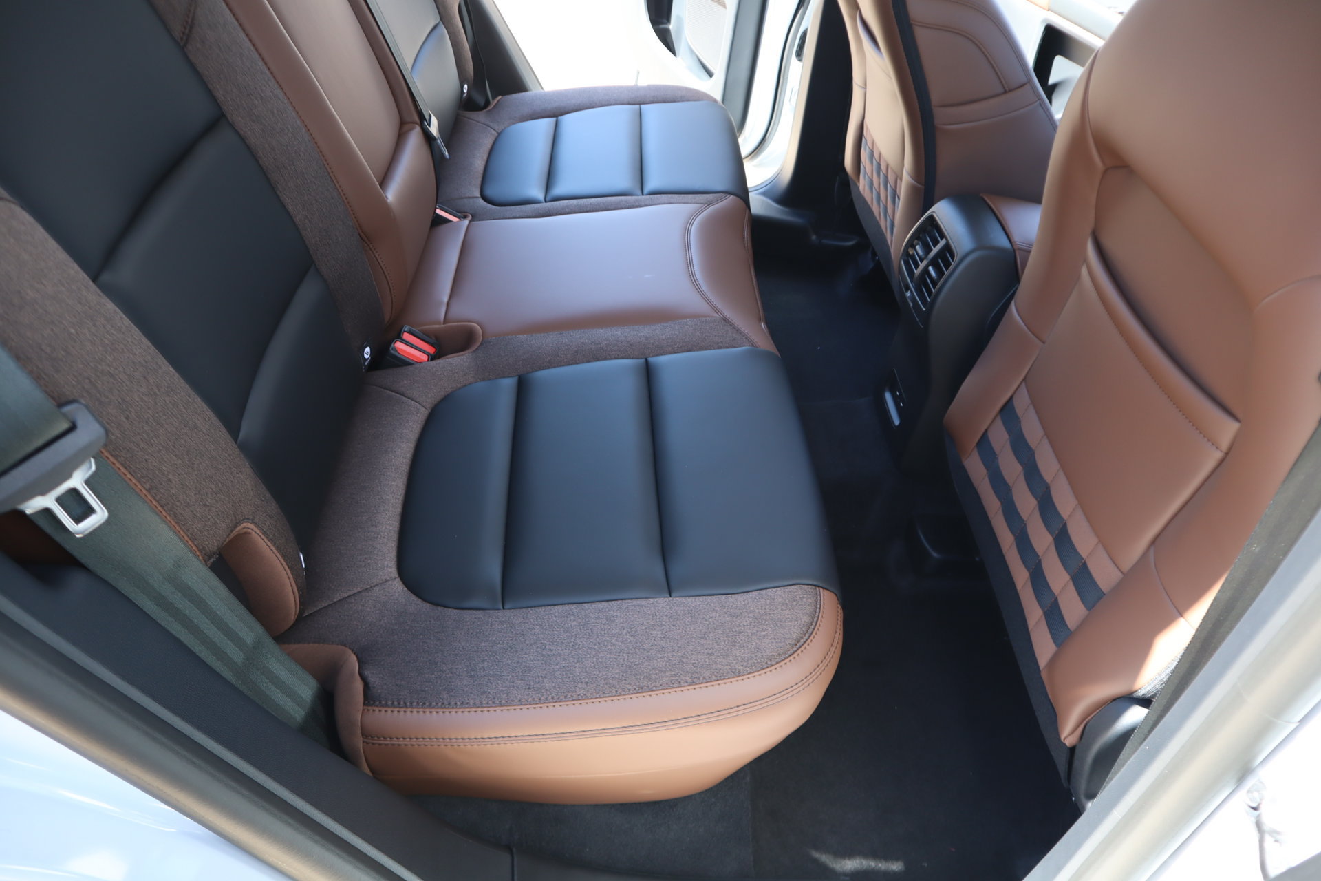New 2026 Ford Bronco Sport Outer Banks w/ Outer Banks Tech Package+ AWD/4WD image 15