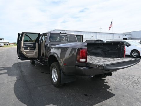 Used 2018 RAM 3500 Laramie Longhorn AWD/4WD image 45