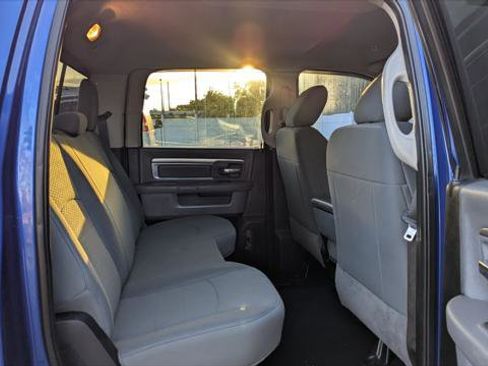 Used 2018 RAM 2500 SLT image 18