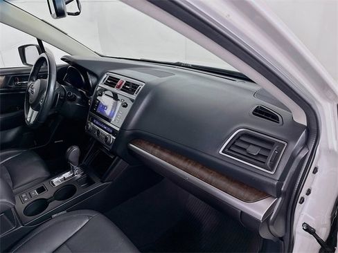 Used 2016 Subaru Outback 2.5i Limited image 30