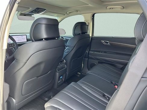 New 2026 Genesis GV80 2.5T Select image 19