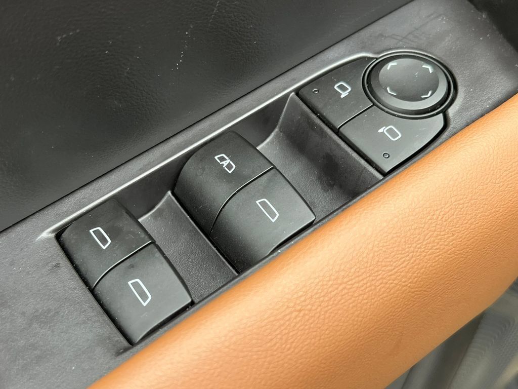 Used 2023 GMC Canyon AT4 AWD/4WD image 19