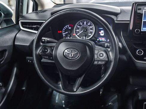 Certified 2022 Toyota Corolla LE FWD image 16
