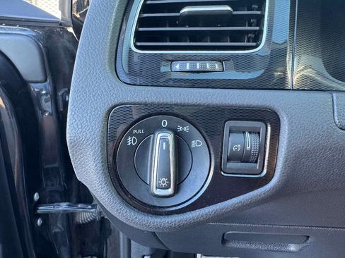 Used 2017 Volkswagen GTI S image 22