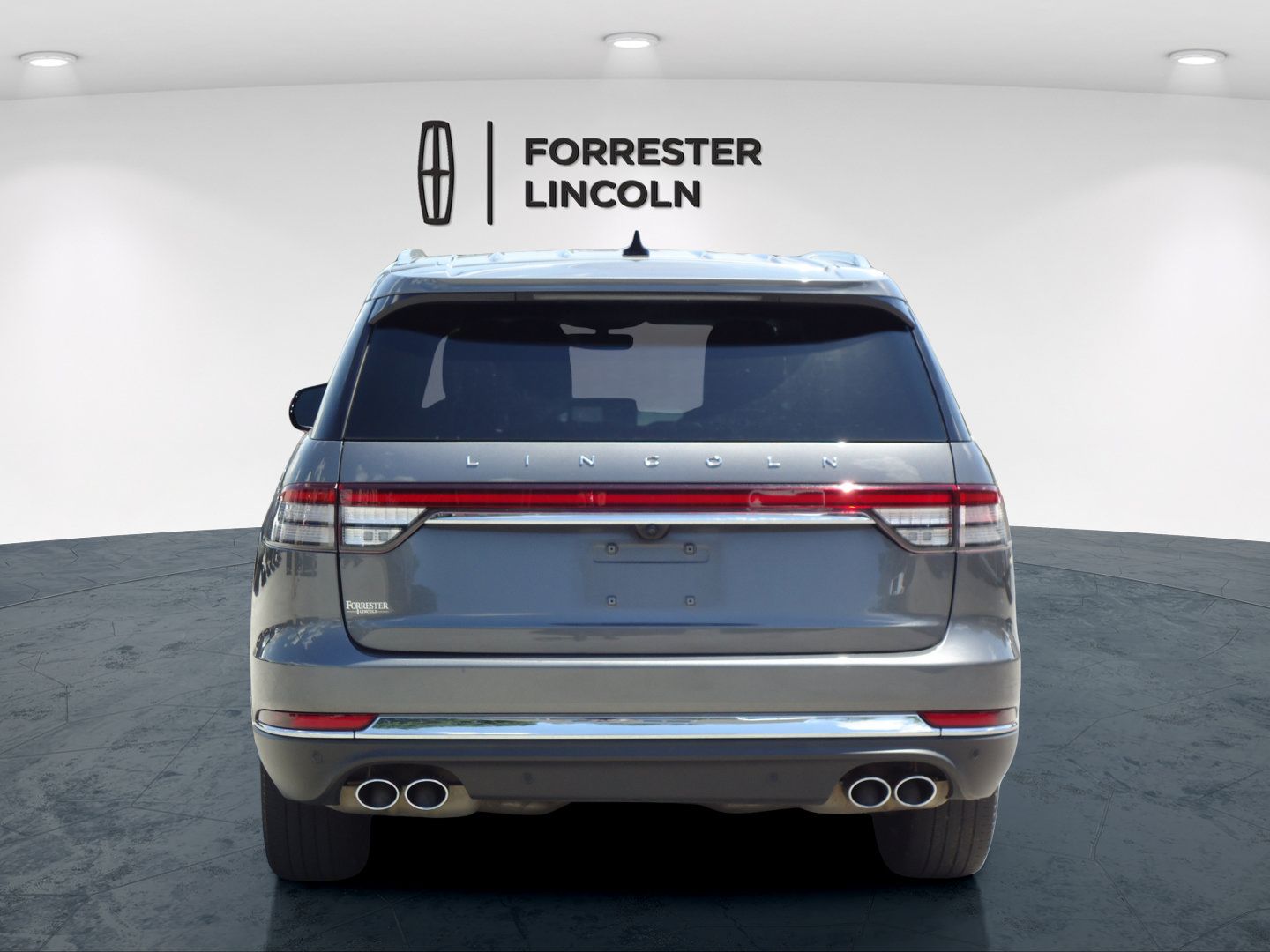 Certified 2023 Lincoln Aviator AWD w/ Premium Package image 4