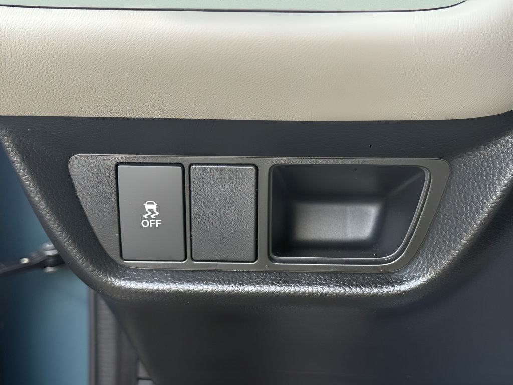 Used 2027 Honda HR-V EX-L image 18