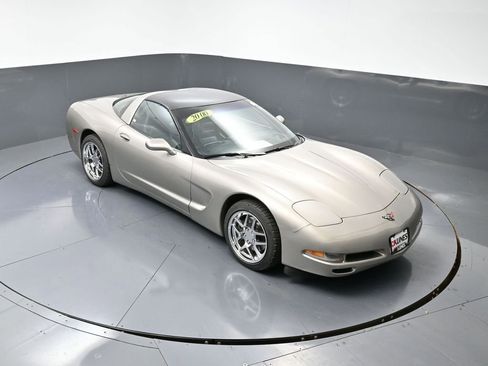 Used 2000 Chevrolet Corvette Coupe w/ Memory Pkg image 30