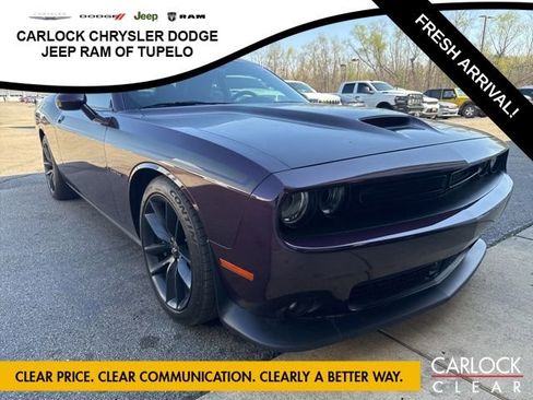 Used 2022 Dodge Challenger R/T w/ Plus Package image 4