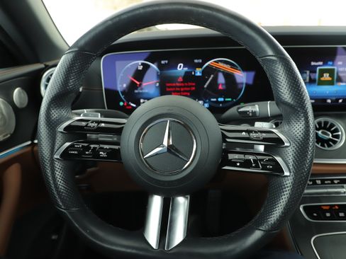 Used 2022 Mercedes-Benz E 450 Cabriolet image 21