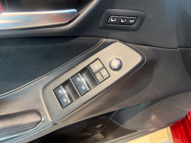 Used 2019 Toyota Avalon Touring w/ Advanced Safety Package FWD image 12