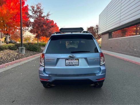 Used 2012 Subaru Forester 2.5XT Premium image 4