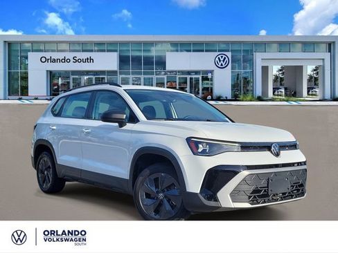 Certified 2025 Volkswagen Taos S FWD image 1