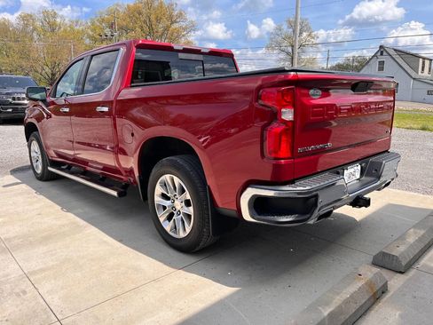 Used 2019 Chevrolet Silverado 1500 LTZ w/ LTZ Premium Package AWD/4WD image 5