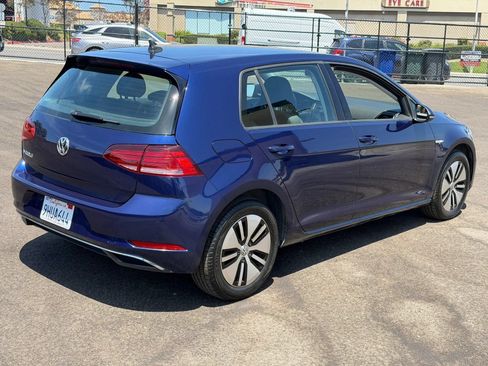 Used 2017 Volkswagen e-Golf SE FWD image 5