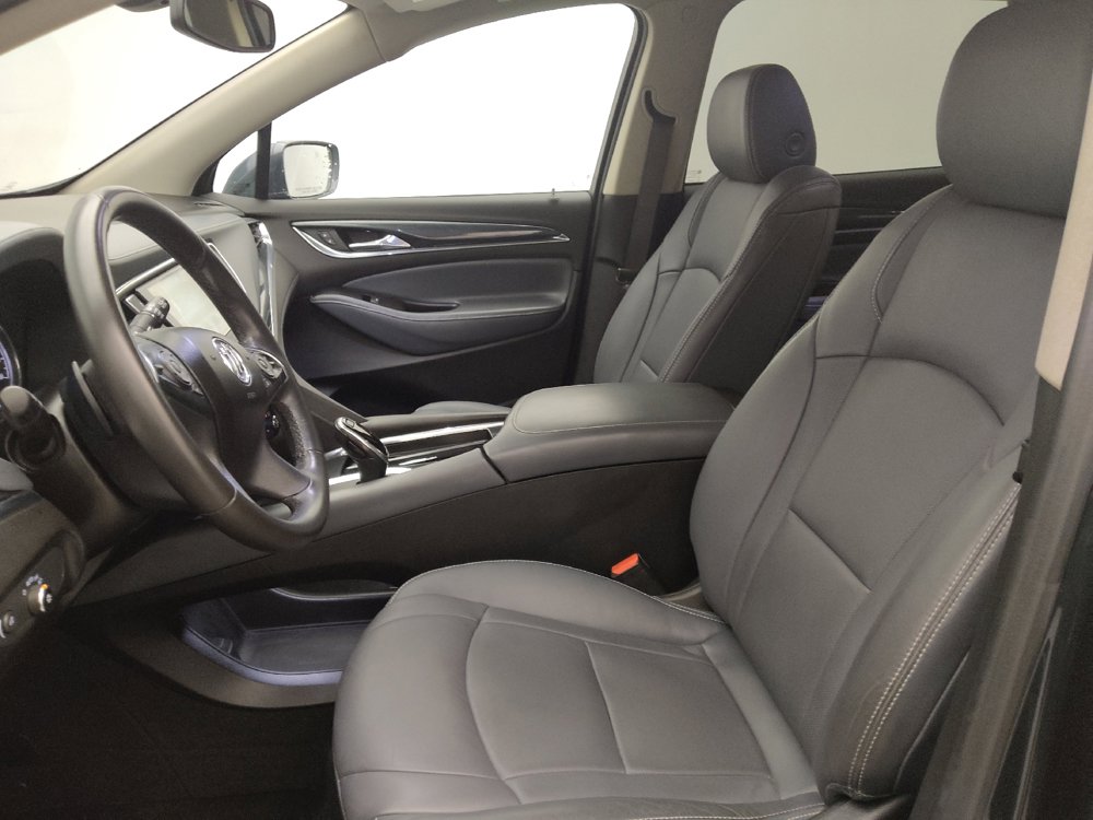 Used 2018 Buick Enclave Essence FWD image 17