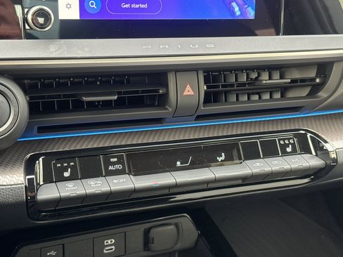 New 2026 Toyota Prius XLE image 22