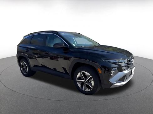 Used 2025 Hyundai Tucson SEL image 2
