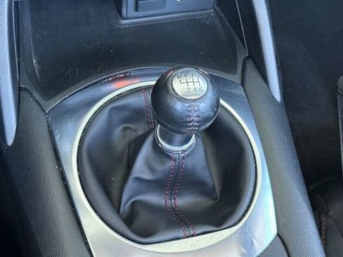 Used 2016 MAZDA MX-5 Miata Club RWD image 18