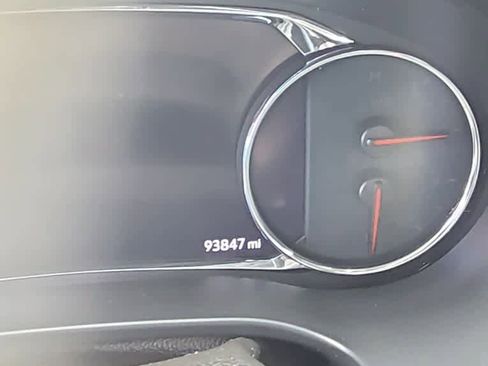 Used 2022 GMC Acadia SLT w/ Technology Package image 3