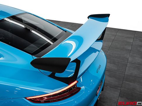 Used 2019 Porsche 911 GT3 RS RWD image 22