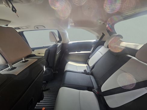Used 2025 Honda Odyssey Elite image 6