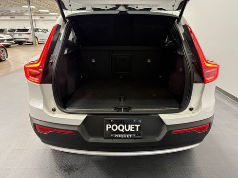 Used 2023 Volvo XC40 B5 Plus w/ Climate Package AWD/4WD image 21