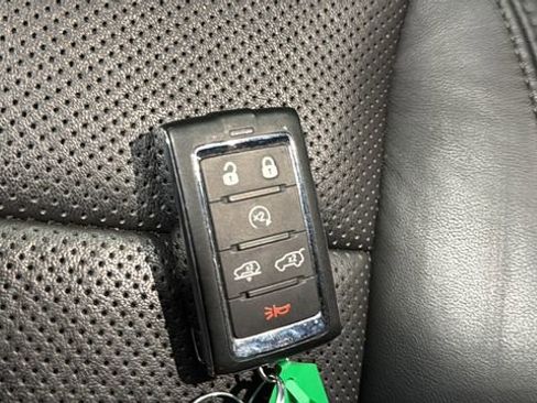 Used 2022 Jeep Wagoneer Series III image 43