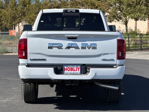 New 2026 RAM 3500 Laramie AWD/4WD image 4