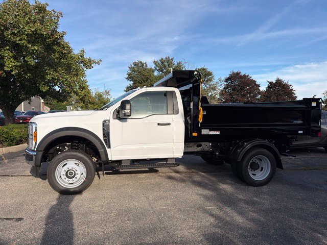 New 2026 Ford F550 4x4 Regular Cab Super Duty image 4
