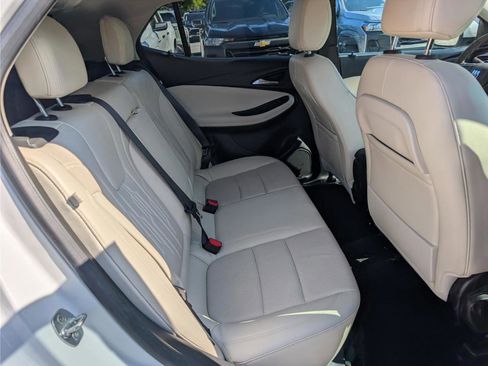 Used 2024 Buick Encore GX Avenir image 13