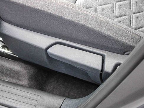 New 2026 Nissan Kicks SV image 21