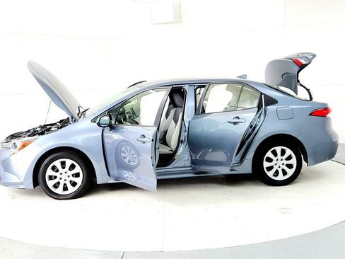 Used 2023 Toyota Corolla LE FWD image 10