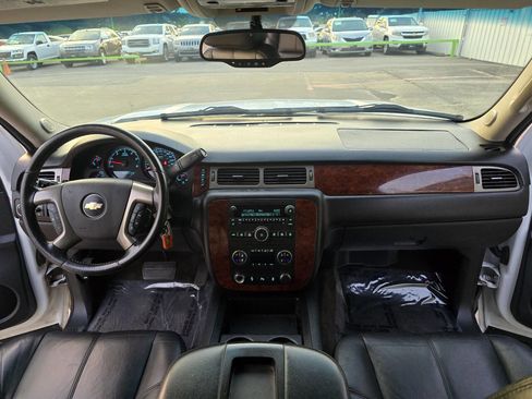 Used 2012 Chevrolet Tahoe LT w/ Texas Edition image 23