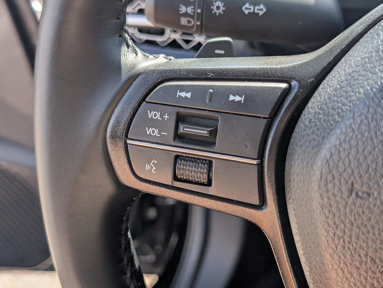Used 2025 Honda Accord Sport image 27