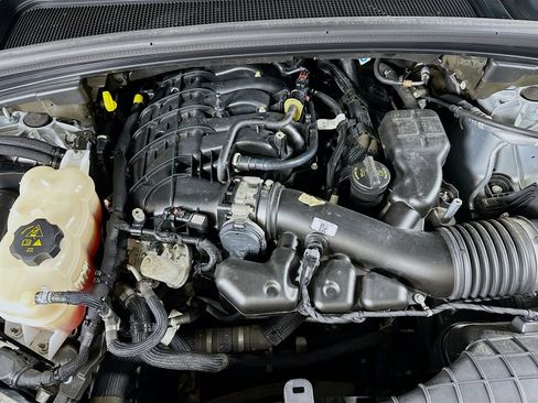 Used 2021 Jeep Grand Cherokee L Laredo image 35