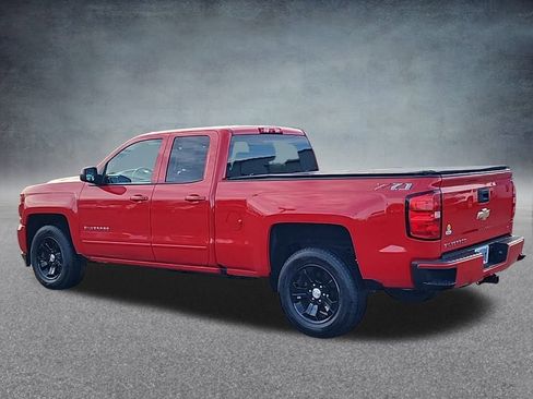 Used 2018 Chevrolet Silverado 1500 LT w/ All Star Edition image 10