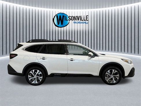 Used 2022 Subaru Outback Limited image 14