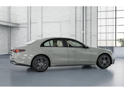 New 2026 Mercedes-Benz E 450 4MATIC Sedan image 18